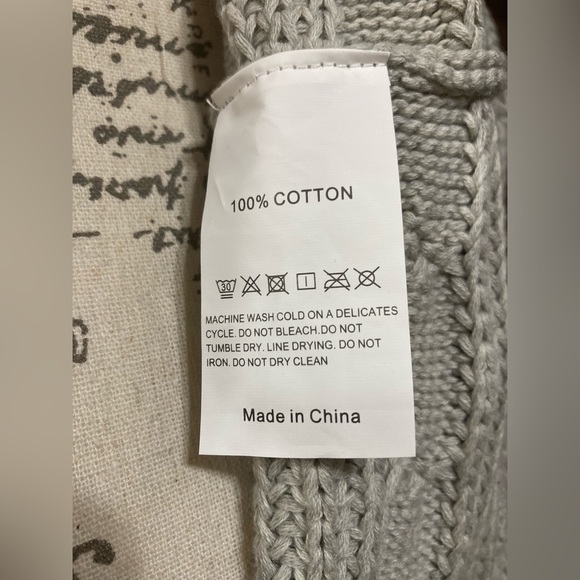 BNWT !WARM INFINITY SCARF 🧣 - Picture 5 of 6